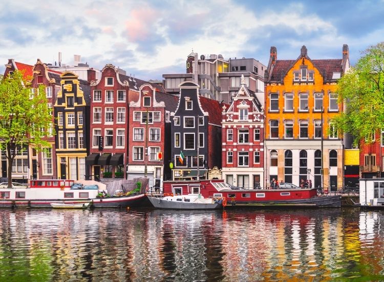 Điều kiện visa Hà Lan cho người mới