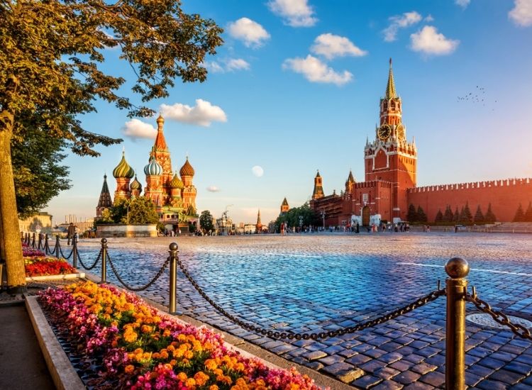 Làm visa Nga mất bao nhiêu tiền