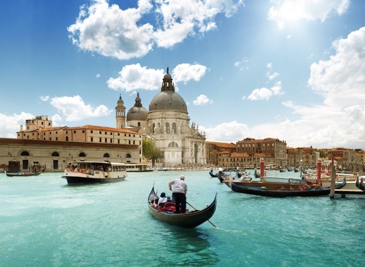 Lợi ích khi xin visa Ý